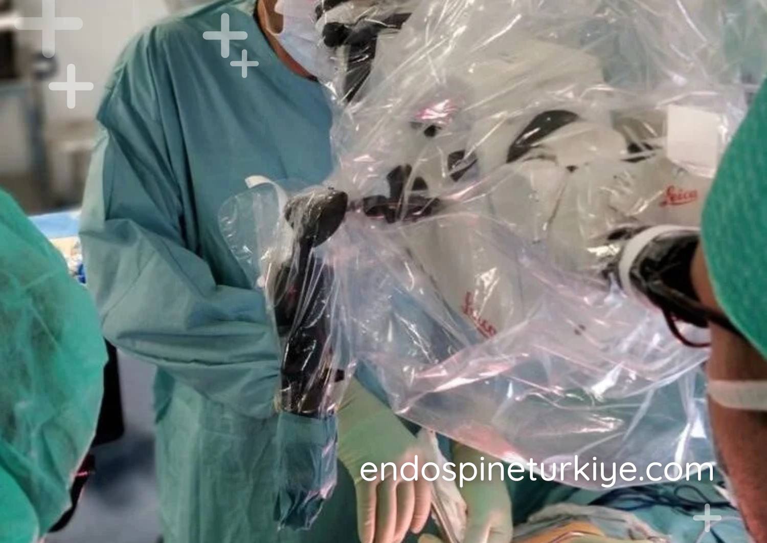 Mikroskobik Dar Kanal Ameliyatı