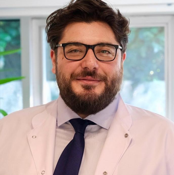 Uz. Dr. Rifat Saygın Altınağ - Kurucu, Beyin ve Sinir Cerrahisi Uzmanı | Endospineturkiye